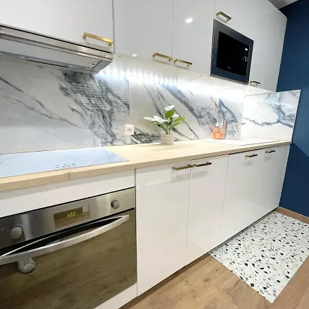 Appartement Le Compans: Exceptionnel T5 En Berges Du Canal *
