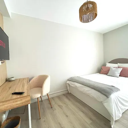 Le Compans: Exceptionnel T5 En Berges Du Canal Appartement